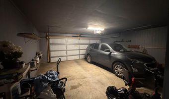 23 B St, Bay Springs, MS 39422