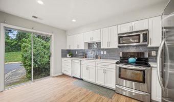 7124 SWANSONG Way, Bethesda, MD 20817
