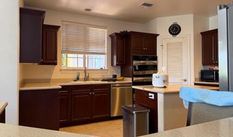 10 Kamaiki Cir, Kahului, HI 96732