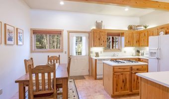 11 Apache Cir, Angel Fire, NM 87710