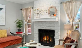 6238 Willow Ln, Boulder, CO 80301