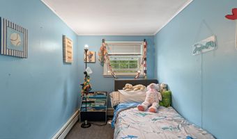 202 Steadwell Rd, Amsterdam, NY 12010