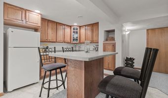 2521 E INGLEWOOD Pl, Appleton, WI 54915