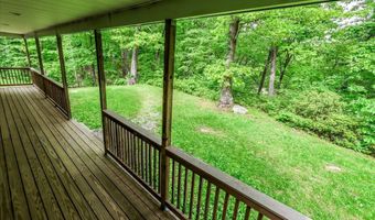 127 Putnam Park Rd, Bethel, CT 06801