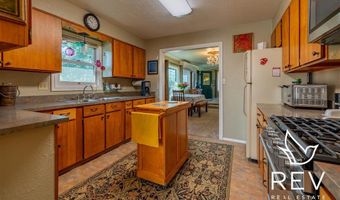 89 W Rocky Rd, Cody, WY 82414