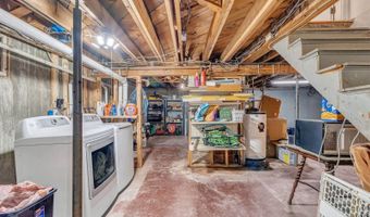 385 Essex St, Bangor, ME 04401
