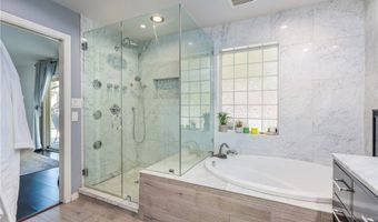 16501 Menahka Rd, Apple Valley, CA 92307