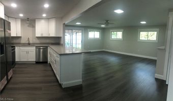 9097 Milford Dr, Cincinnati, OH 44067