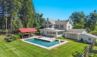 222 BASTIAN Ln, Allentown, PA 18104