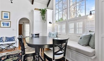 397 Gibbs Ave Ch, Newport, RI 02840