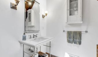 267 E Highland Ave, Atlantic Highlands, NJ 07716