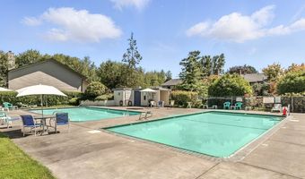 12015 SW SUSSEX St, Beaverton, OR 97008
