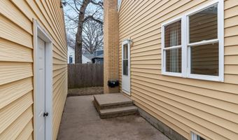 1612 N MCDONALD St, Appleton, WI 54913