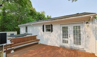 259 Buttonwoods Ave, Warwick, RI 02886