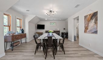 623 E Main St, Anoka, MN 55303