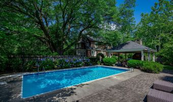 2012 Broad St, Camden, SC 29020