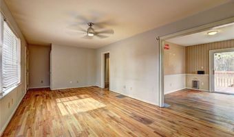32 Hillcrest Drive Southeast Dr SE, Austell, GA 30168