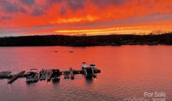 9817 Emerald Point Dr 5, Charlotte, NC 28278