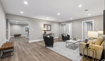 735 N GEORGE MASON Dr, Arlington, VA 22203