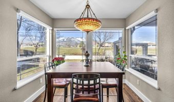 2296 Oak Ridge Dr, Carson City, NV 89703