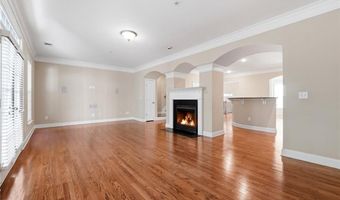 9040 Woodland Trl, Alpharetta, GA 30009