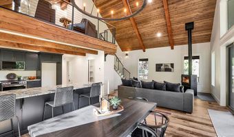 1 Caribou Pkwy, Cascade, ID 83611