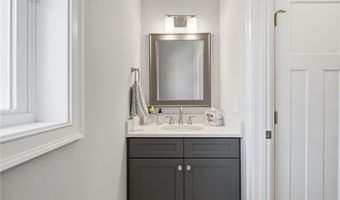 1 Cassidy Trl, Coventry, RI 02816