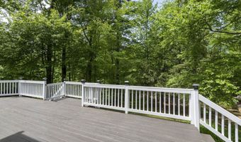 10 Mountain Rd, Brookline, NH 03033