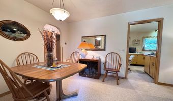 410 1st St NW, Aitkin, MN 56431