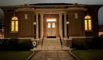 414 Broad St, Bainbridge, GA 39819