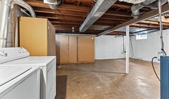 15629 Oceana Ave, Allen Park, MI 48101