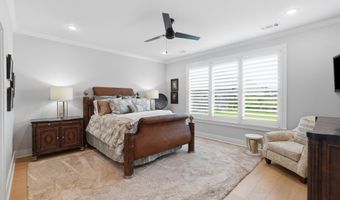 7317 Lake Point Cir, Benton, AR 72019