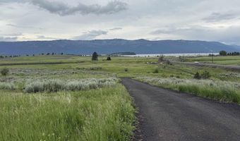 11 Stonebraker Ln, Cascade, ID 83611