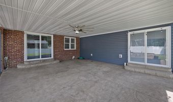 9850 Coventry Ln, Affton, MO 63123