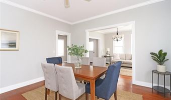 51 Gibbs Ave, Newport, RI 02840