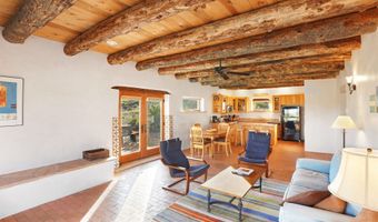 21 Canjilon St, Abiquiu, NM 87510
