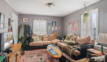 35 Saint Mary's St, Burlington, VT 05401