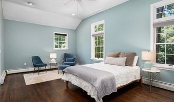 4 Stonecarry Way, East Greenwich, RI 02818