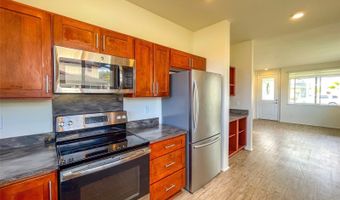 460 Kamaaha Ave 10, Kapolei, HI 96707