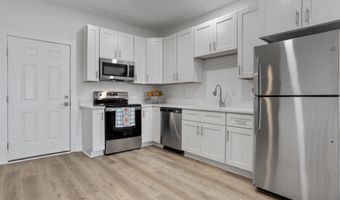 8701 Old Spanish Trl 104, Ocean Springs, MS 39564