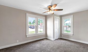 1408 N 8th St, Arkansas City, KS 67005