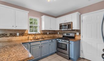 70 Sloop Creek Rd, Bayville, NJ 08721