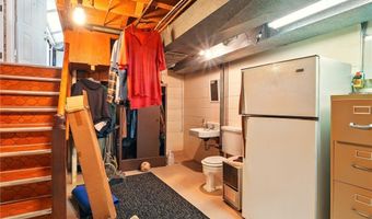 6407 Hiram Ave, Ashtabula, OH 44004