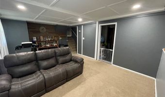 510 SW Franklin Dr, Ankeny, IA 50023