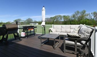 6478 MAIN St, Abrams, WI 54101