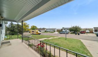 810 CAHILL Dr, Cheyenne, WY 82001