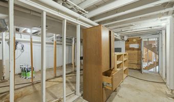1372 Cramton Ave NE, Ada, MI 49301
