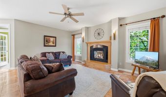 2089 Whispering Oaks Dr NE, Alexandria, MN 56308