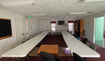 1207 S Wayne St, Angola, IN 46703
