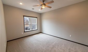 1368 Cypress Ct, Altoona, WI 54720